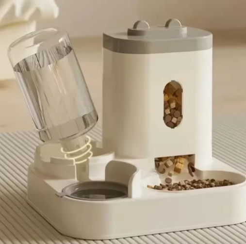 Automatic Pet Feeder - Effortless Mealtime for Cats and Dogs